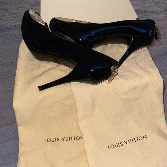 Louis Vuitton Peep Toe Heels Gently used - Picture 13 of 15